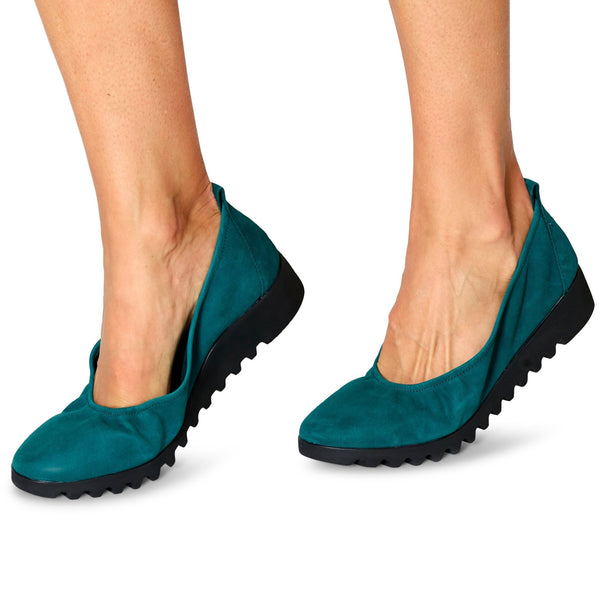 Brianna - Chattanooga Shoe Co.AetrexBW105Dark Teal (blue)