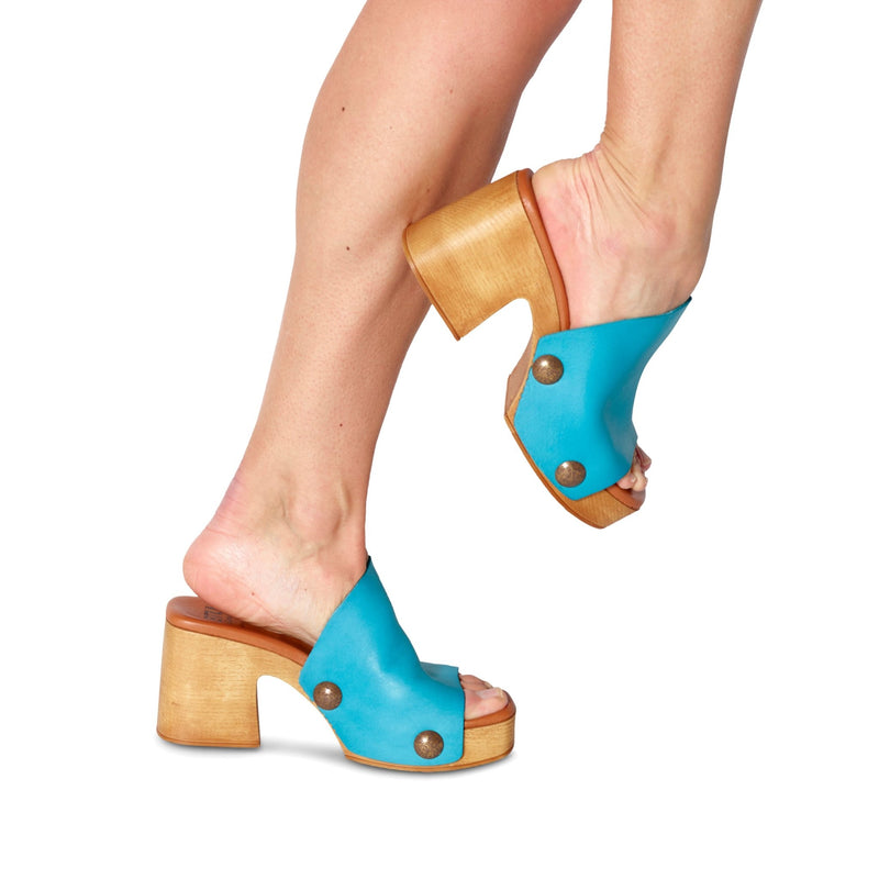 Zoe - Chattanooga Shoe Co.BTUDAISYAqua (blue)