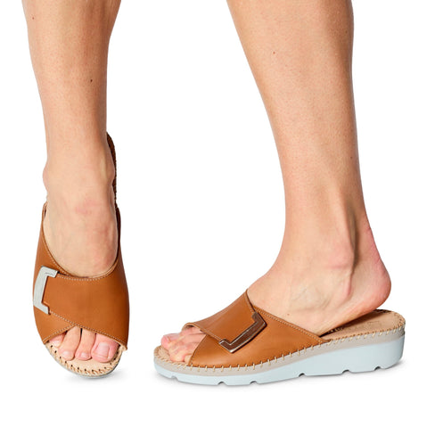 Aldea - Chattanooga Shoe Co.La PlumeAGUA - BLACKBlack